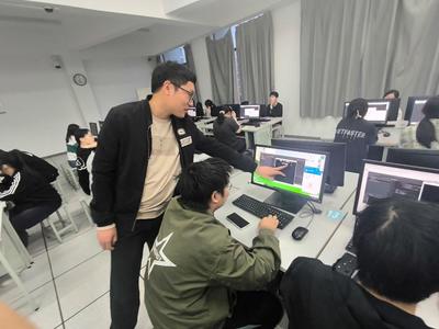 智能工程学院人工智能社团成功举办'小小项目开发者'主题社团活动，聚焦教育软件开发